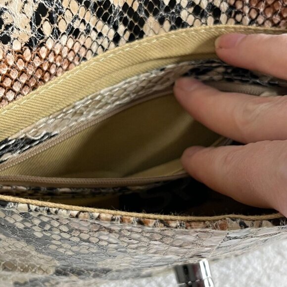Sondra Roberts Squared Snakeskin Envelope Back Chin Strap Purse 10" x 7" - Picture 12 of 12